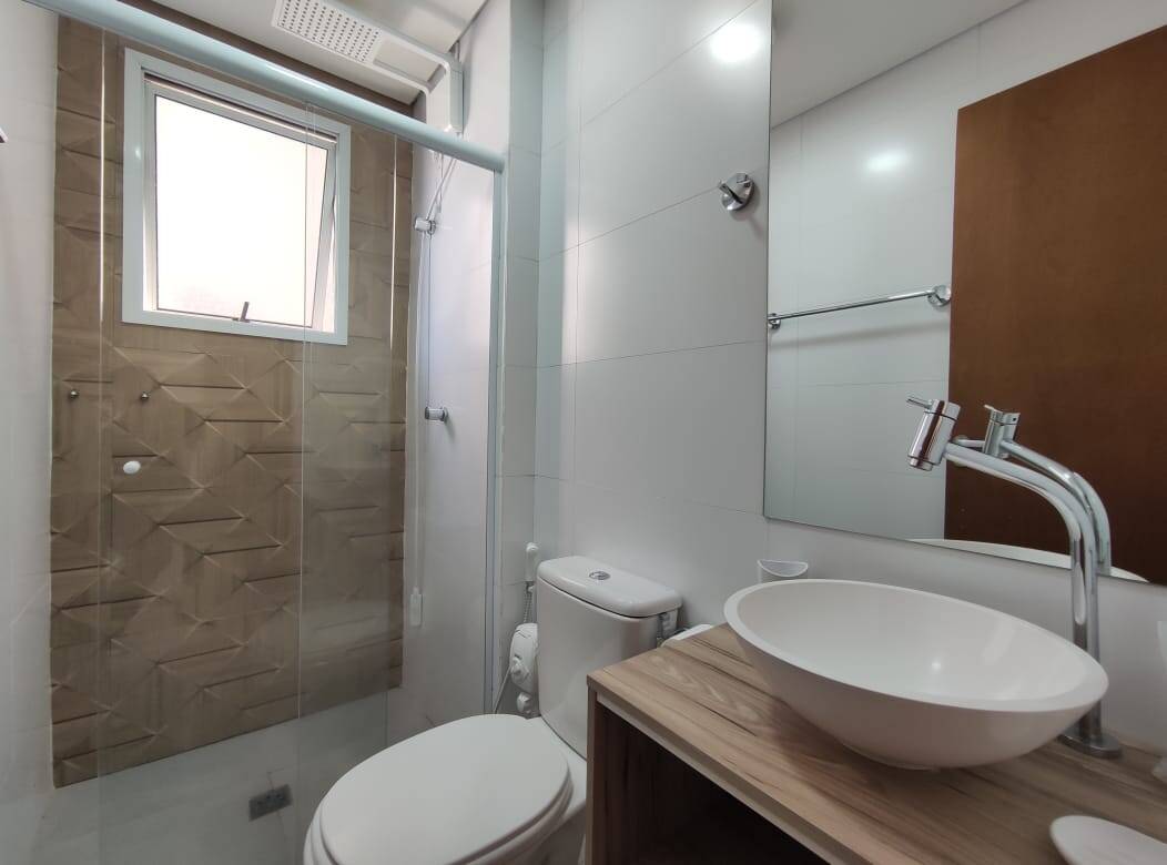 Apartamento à venda com 2 quartos, 75m² - Foto 9