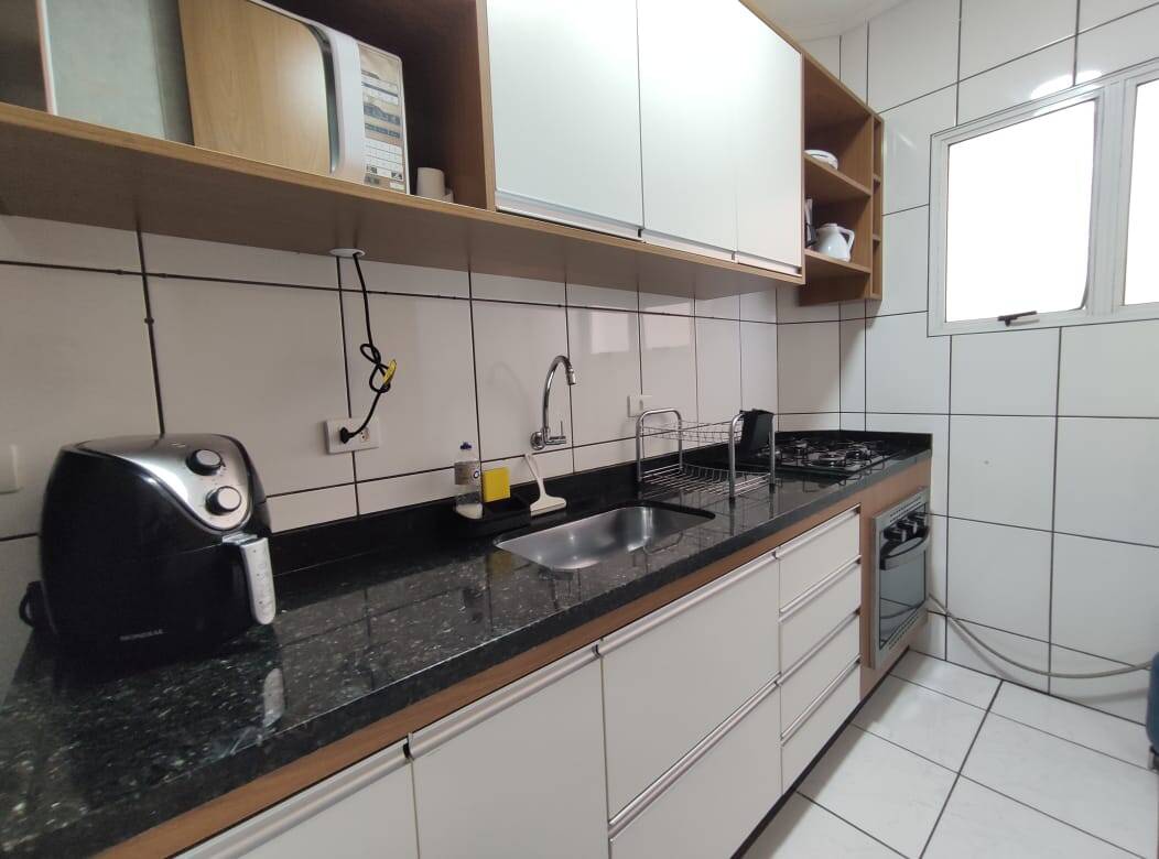 Apartamento à venda com 2 quartos, 75m² - Foto 17