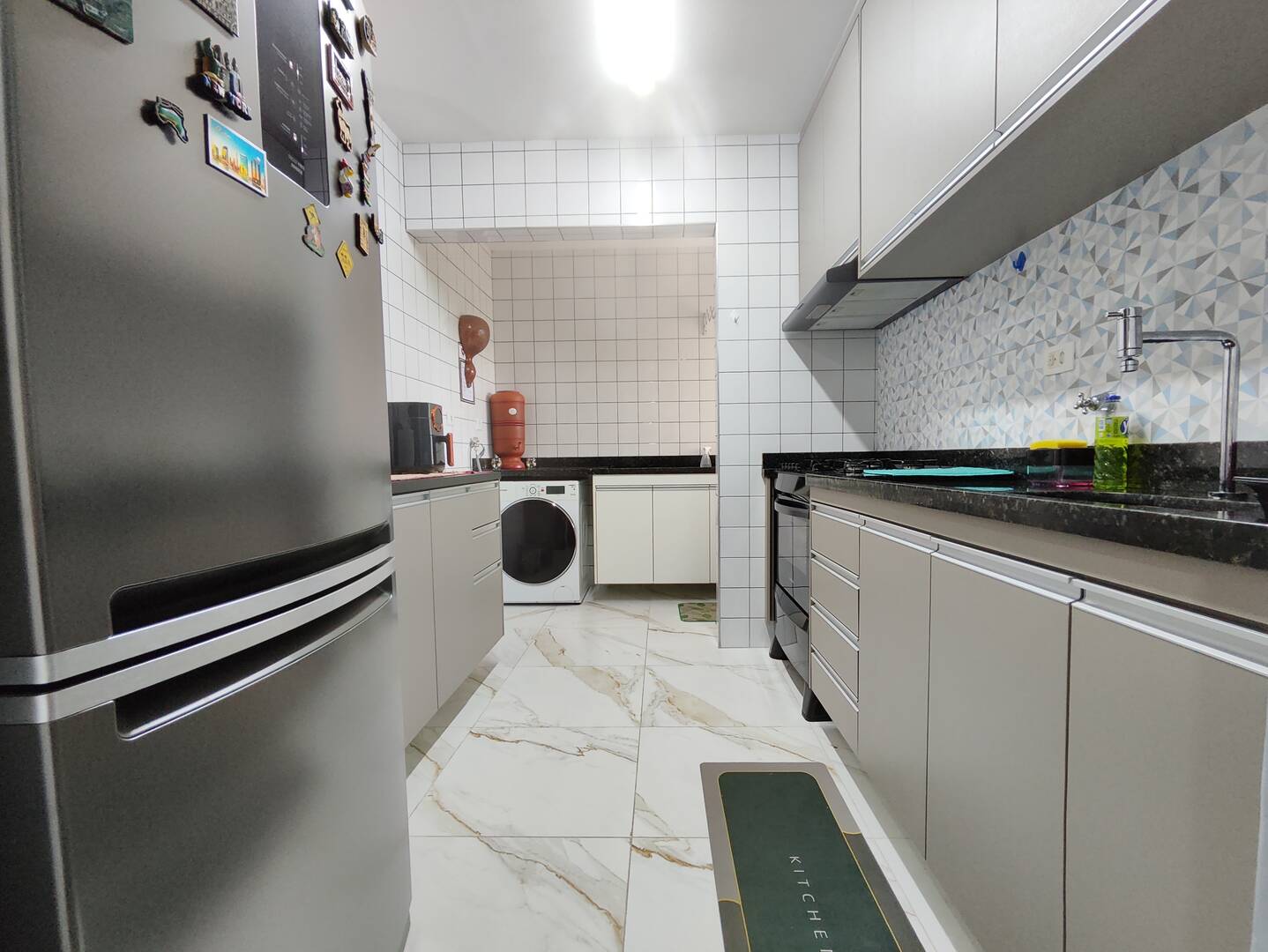 Apartamento à venda com 3 quartos, 87m² - Foto 1