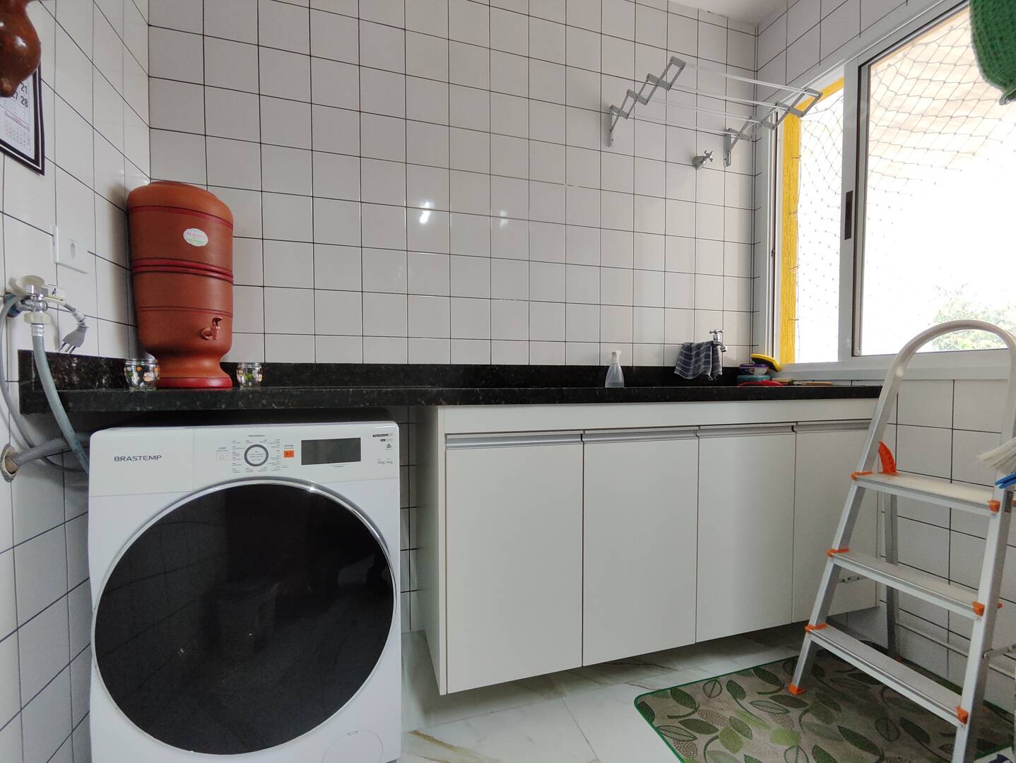 Apartamento à venda com 3 quartos, 87m² - Foto 3